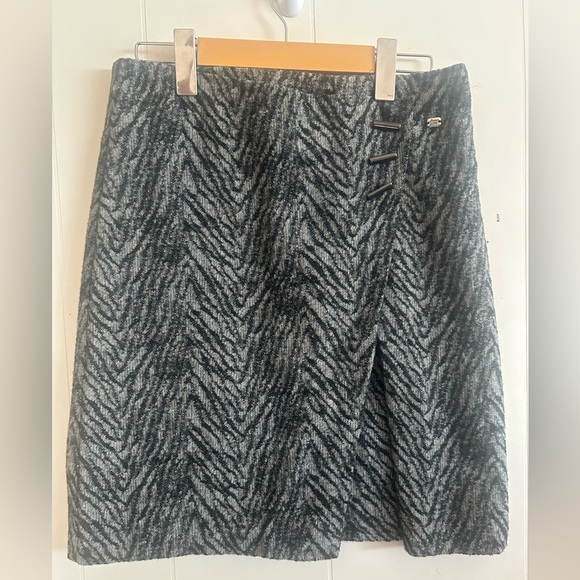 Point Zero, size 2, WOOL skirt, mini, A line, animal print - Picture 1 of 8